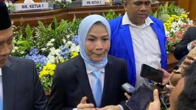 Bupati Serang Senang Suami Mengisi Materi Retreat Gelombang Kedua: Kesempatan Berbagi Pengetahuan untuk Kepala Daerah